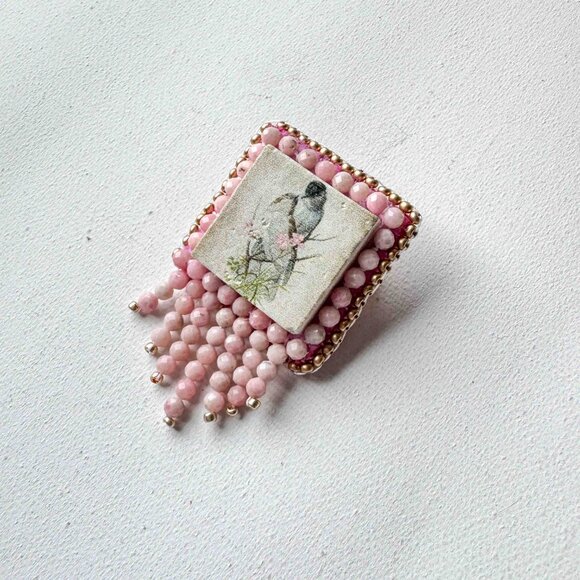 Handmade Pink Beaded Bird Brooch Vintage Style Statement Pin - Picture 6 of 13